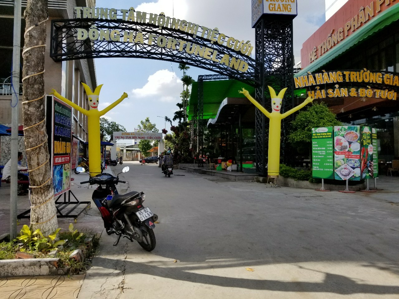 Thi Công Cổng Hơi tại Đông Hà Fortuneland Cần Thơ