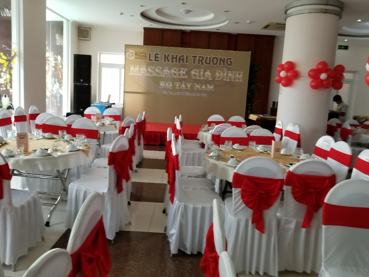 Chuẩn Bị Lễ Khai Trương Massage Gia Đình Tây Nam