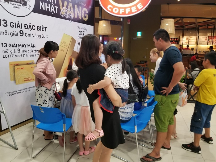 Tổ Chức Chương Trình Làm Bánh tại Siêu Thị LOTTE